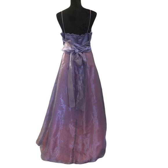 Purple Taffeta Mixed Media Formal Gown size 11/12 - Picture 12 of 12
